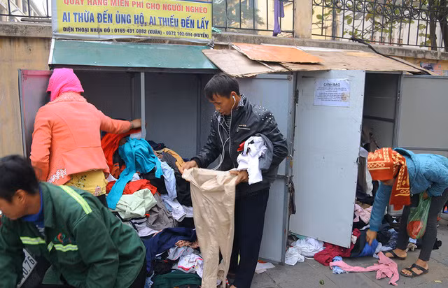 Hay nickname L.T.Đ cho hay: "Đôi khi cũng chỉ một hành động nhỏ hay vài bộ quần áo cũng đủ làm cho những mảnh đời bất hạnh đủ con người ta cảm thấy hạnh phúc."