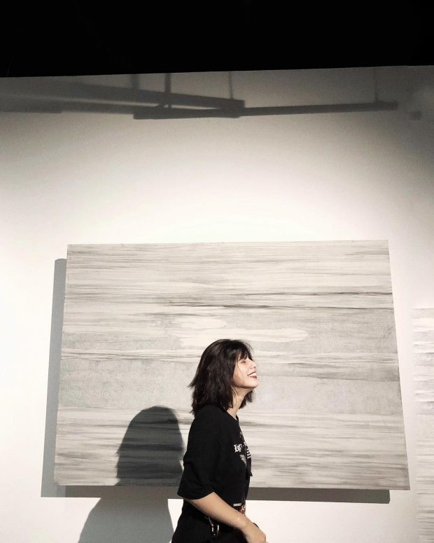 Với góc mặt đẹp, Ebra Lê thường xuyên khoe ảnh trên trang cá nhân Instagram và nhận không ít lời khen tới từ CĐM.