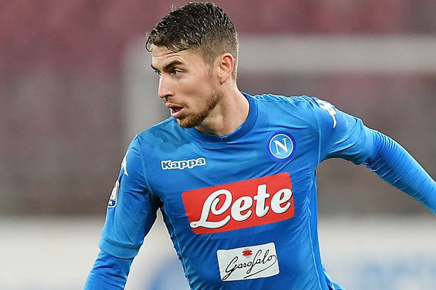 Dù Jorginho được Liverpool theo đuổi, người đại diện của cầu thủ Jorginho vẫn tìm cách liên hệ với M.U.