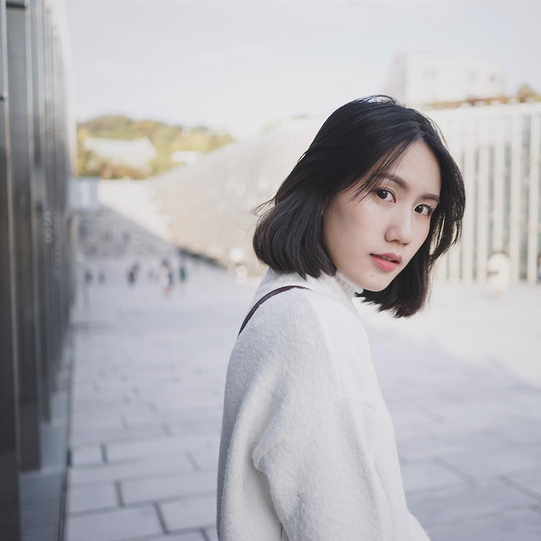 Hiện trang cá nhân của Mayy R có hơn 1,2 triệu lượt theo dõi và trở thành một trong những hot girl đình đám tại Thái Lan.