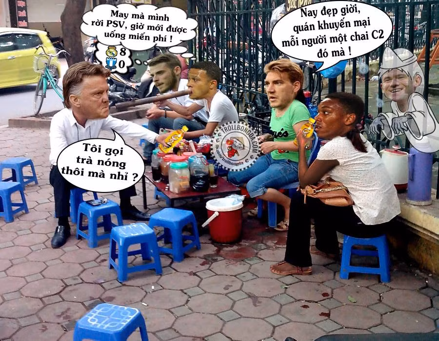 Khi thầy trò Van Gaal ngồi quán trà đá vỉa hè.
