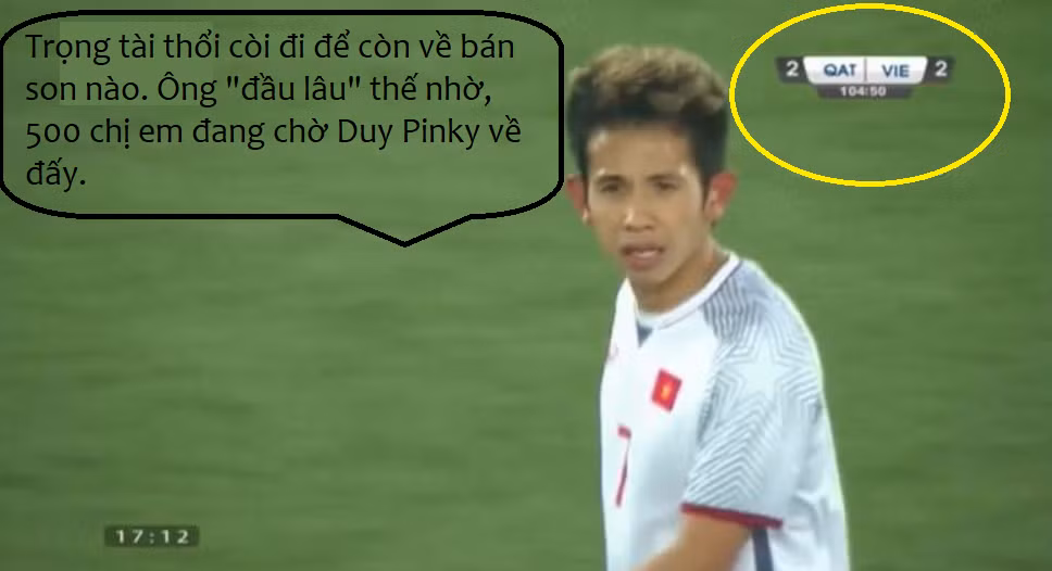 Nhắc nhở trọng tài nhìn đồng hồ đi để Hồng Duy còn về bán son không các chị em nhà ta đang chờ. Ảnh sử dụng trong bài: Sưu tầm Facebook.