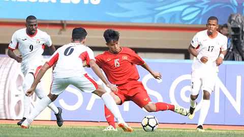 U19 Viet Nam bi dem len “ban mo” sau that bai truoc Jordan