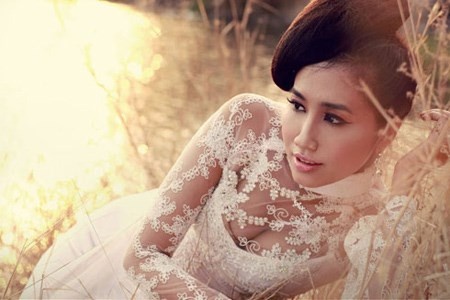 Cầm đầu đường dây bán dâm nghìn đô la gây chấn động dư luận năm 2012 là "má mì" Mỹ Xuân. Khi bị bắt, người đẹp này khai nhận mình bán thân vào năm 2008 cho một người mua là giám đốc công ty bất động sản với giá 500 USD. Như vậy, từ trước khi đăng quang “Hoa hậu Nam Mê Kông 2009” Mỹ Xuân đã từng "hành nghề" và kiếm ra những đồng tiền thiếu chân chính.