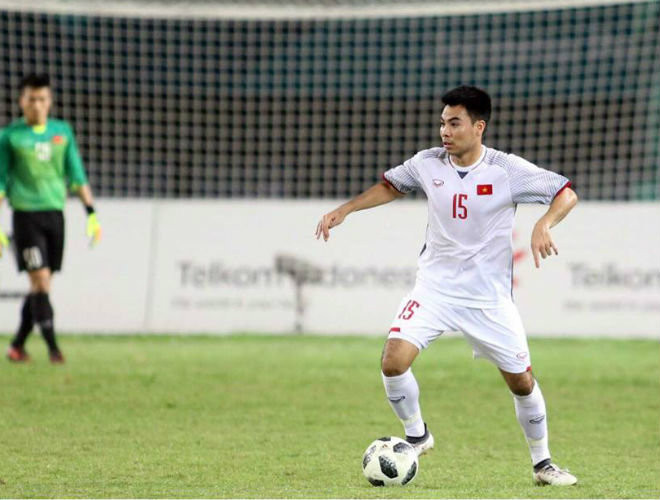 Cũng như trường hợp của Bùi Tiến Dũng, Đức Huy nhiều khả năng được lựa chọn thay Văn Hậu ở vị trí hậu vệ trái trong trận đấu cuối cùng tại vòng bảng AFF Cup trước Campuchia.