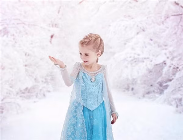 Người chắp cánh cho ước mơ hóa thân thành các nàng công chúa nổi tiếng Disney cho bé gái Layla không ai khác chính là mẹ cô, nữ nhiếp ảnh gia Camillia Courts.