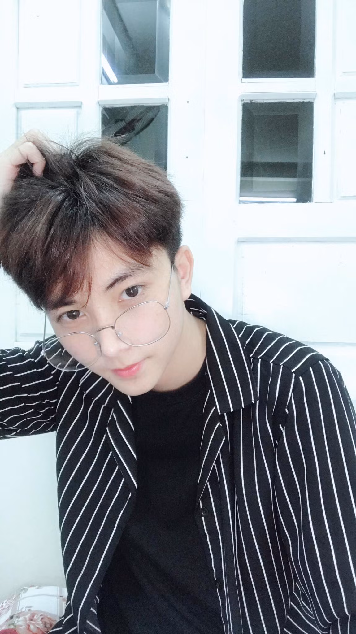 Vẻ ngoài điển trai là một lợi thế to đùng của Hoàn khi chơi Tik Tok.