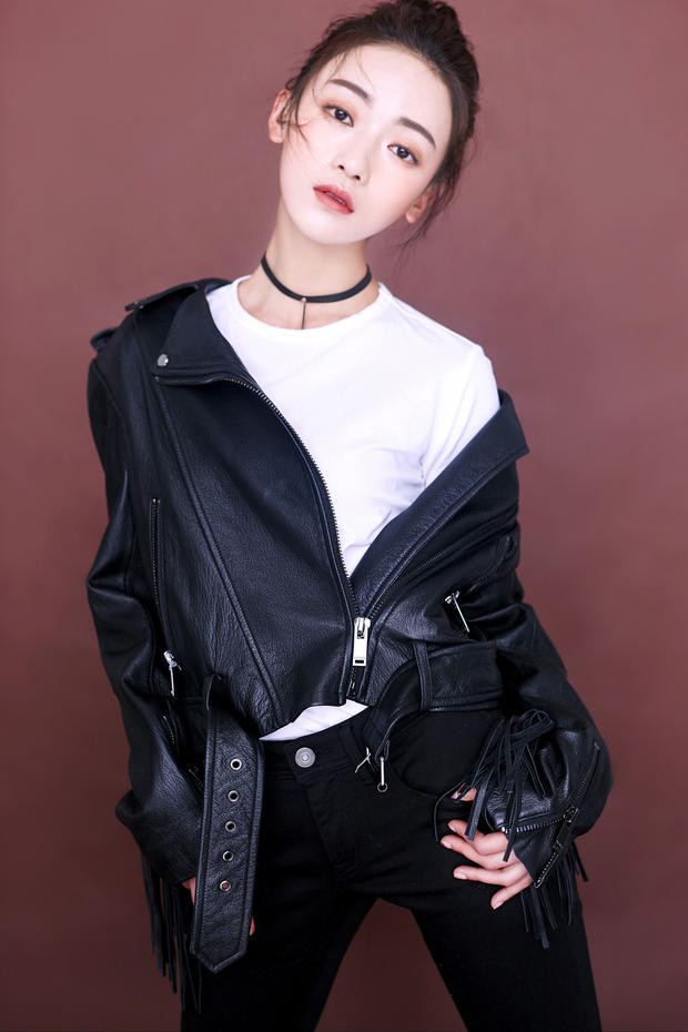 Cho đến giờ này có thể khẳng định, nhờ bộ phim Diên hi công lược mà Ngô Cẩn Ngôn đã thực sự trở thành một ngôi sao lớn.