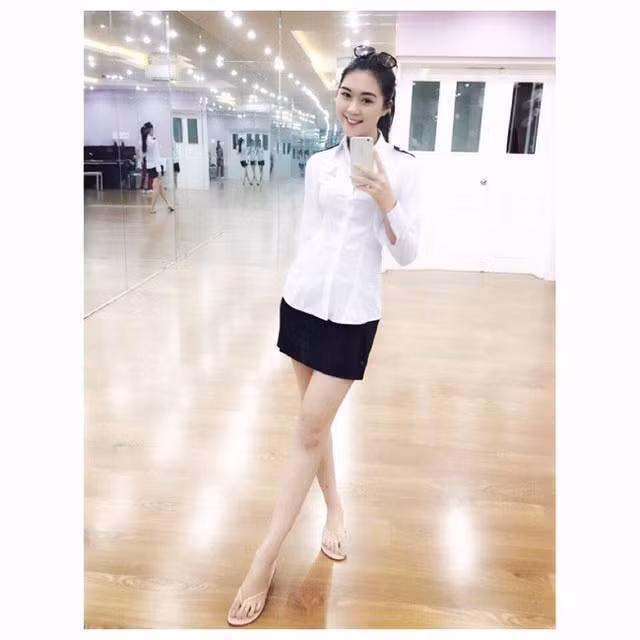 Vẻ đẹp ngây thơ, kẹo ngọt của cô nàng nữ sinh hàng không "đốn gục" trái tim nhiều người.