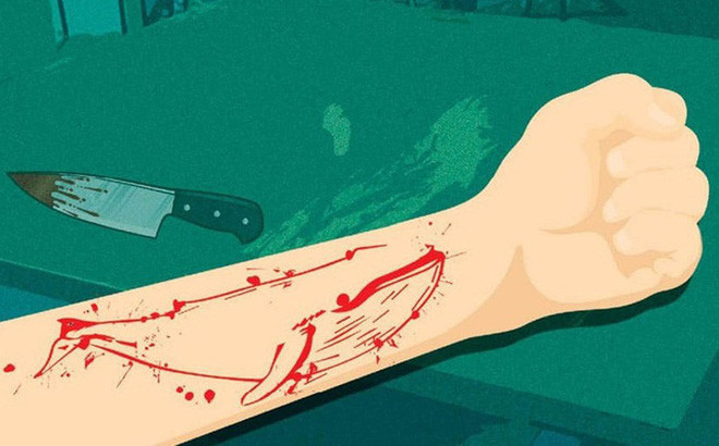 Lật lại về trò thử thách "Cá voi xanh", yêu cầu người chơi phải thực hiện hàng loạt thử thách trong vòng 50 ngày, vào lúc 4 giờ sáng mỗi ngày. Người tham gia bị điều khiển bởi quản trị viên, thực hiện các nhiệm vụ từ bình thường đến nguy hiểm, từ đơn giản đến "khó khăn" như: trao đổi thông tin trên mạng về cá voi xanh; xem phim Cá voi xanh; xem phim kinh dị; vẽ hình cá voi xanh (bằng bút bi) lên cơ thể; sử dụng dao, lưỡi lam hoặc kim khâu để tạo hình dáng con cá voi lên cánh tay hoặc chân.