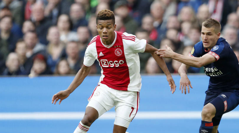 Nguồn tin từ Calcio Mercato, Tottenham dành sự quan tâm đến sao trẻ người Brazil đang thi đấu xuất sắc trong màu áo Ajax, David Neres.