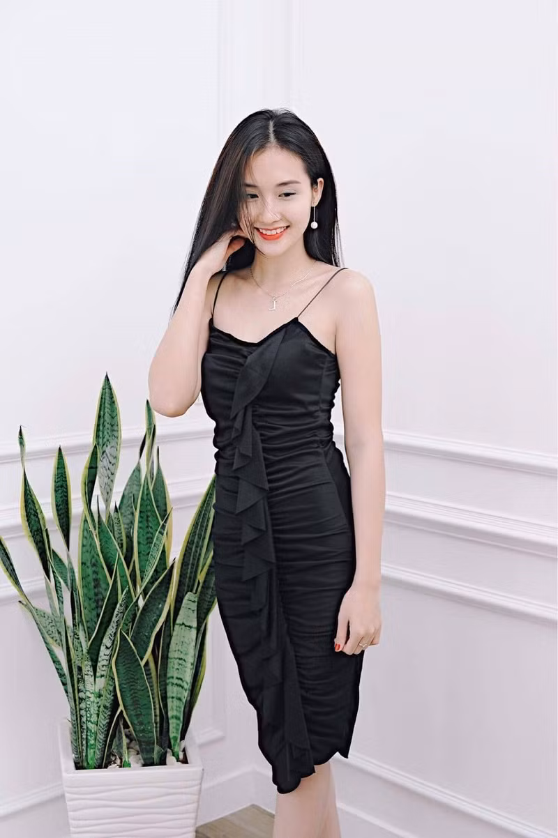 Được trời phú cho một gương mặt thanh tú với những đường nét hết sức sắc sảo, Bảo Bảo gây thiện cảm với bất cứ đối tượng khán giả khó tính nhất.