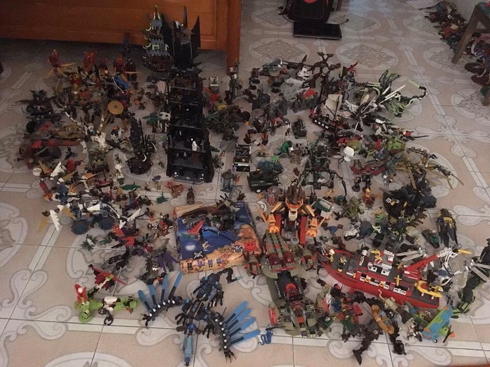 Cụ thể Phương Mai cho biết: ""Phòng em mình. Bao nhiêu tiền tiết kiệm từ cấp 2 của nó đổ vào đây hết. Năm nay nó lên 12 rồi. Đang bảo đậu đại học, ra Hà Nội phải bê hết đống này theo."