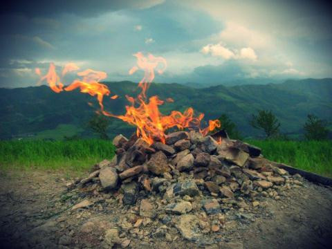 Chiem nguong “ngon nui lua cua Hoang tu be”-Hinh-6