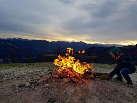 Chiem nguong “ngon nui lua cua Hoang tu be”-Hinh-7