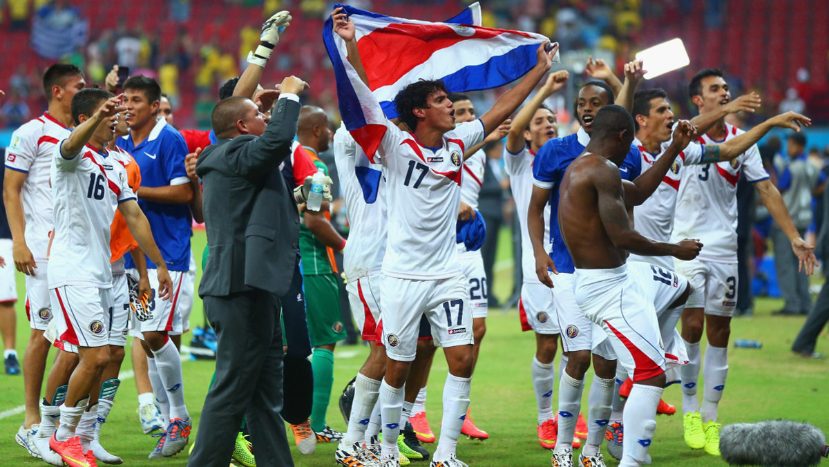 World Cup 2014 tại Brazil cũng chứng kiến một câu chuyện cổ tích mang tên Costa Rica. Đội bóng này rơi vào bảng đấu tử thần với Italia, Anh, Uruguay. Nhưng kết quả, Costa Rica lại xuất sắc đứng đầu bảng.