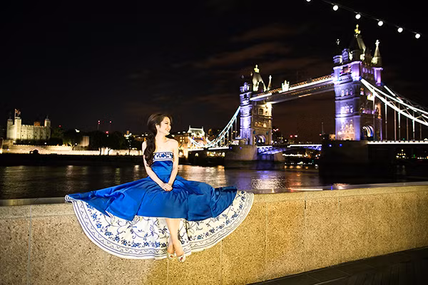 Để chuẩn bị cho bộ ảnh cưới của mình, Karen đã nhiều đêm mất ăn mất ngủ. Bên cạnh đó cô còn chia sẻ những kinh nghiệm chăm sóc những bộ cánh của mình cho các cô dâu khác.