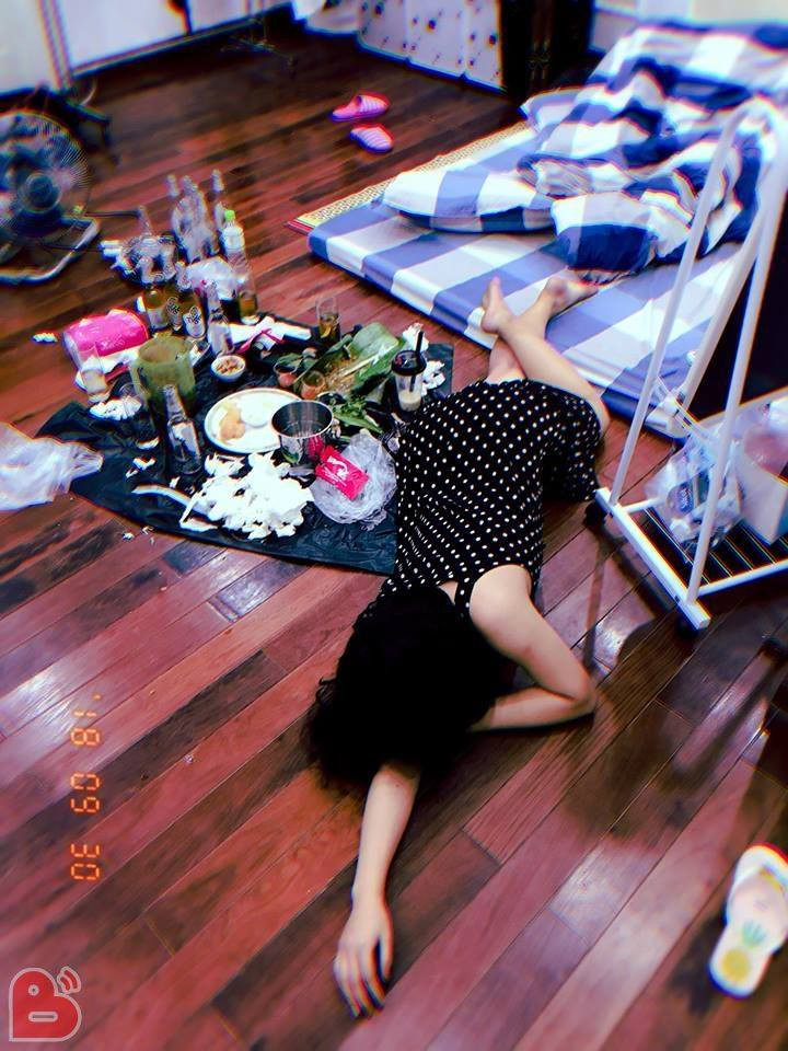 Bắt đầu từ cuối tháng 8 bởi hội con nhà giàu ở Nga, phong cách chụp ảnh ngã sấp mặt khoe đồ hiệu nhanh chóng trở nên phổ biến với giới trẻ nhiều nước, trong đó có Việt Nam. Hiện tại, trên Instagram có hơn 100.000 bức ảnh có liên quan đến hashtag #fallingstars hay #fallingstars2018.