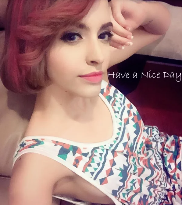 Đường cong chữ S của An Tây được khai thác triệt để nhờ những bộ nội y nhỏ xíu. Hội con gái không khỏi ghen tị với vòng eo thon gọn và vòng 3 nảy nở của cô nàng trong khi cánh mày râu thì hết mực ngưỡng mộ.