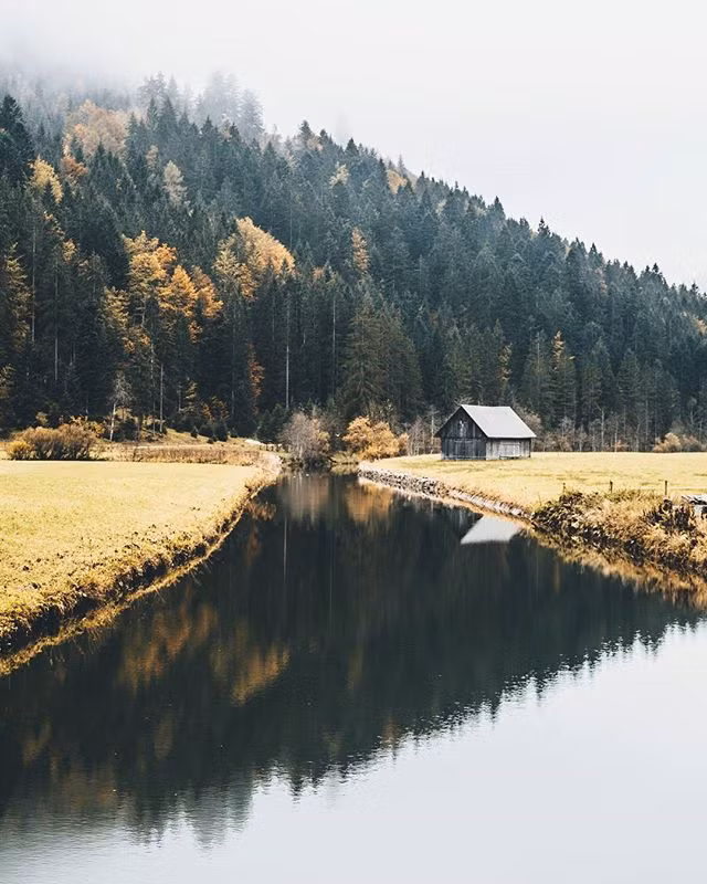 Theo chia sẻ của một số phượt thủ và yêu thích nhiếp ảnh thì những tác phẩm nghệ thuật của chàng học sinh trung học Jannik đều vô cùng có hồn và đạt đến mức độ tinh tế rất cao.