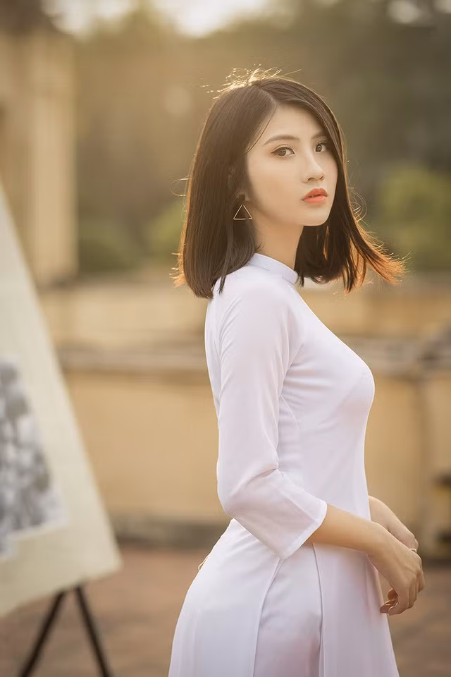 "Mong rằng sau này em sẽ trở thành người thành công, có điều kiện để đưa người thân của mình đi thật nhiều nơi, tận hưởng những phút giây thoải mái, cười nói vui vẻ, hạnh phúc bên nhau là đủ rồi" Thùy Linh chia sẻ.