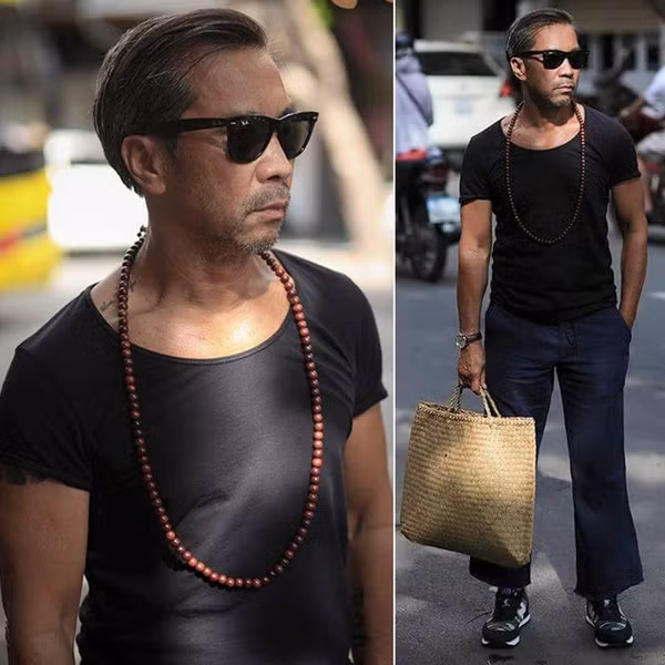 Ông Thuận Nguyễn là minh chứng cho phong cách thời trang vượt giới hạn tuổi tác. Người đàn ông này luôn tràn đầy tự tin, biến mọi set đồ xuống phố của mình trở nên sống động và trẻ trung.