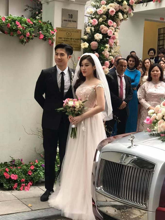 Trinh Hoàng là một trong những nữ Rick Kid Việt nổi tiếng. Cô nàng từng xuất hiện trên các tờ báo lớn của Mỹ như Daily Mail, Independent, Bussiness Insider với danh xưng "Rich Kids of Vietnam".