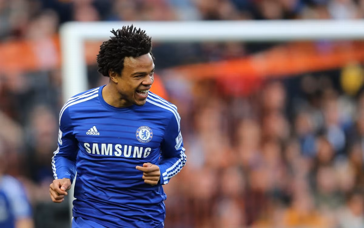 Loic Remy được Chelsea mua về từ Newcastle nhưng tiền đạo người Pháp không thể cạnh tranh được vị trí chính thức trên hàng công với Diego Costa.