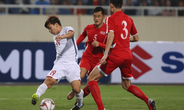 HLV Park Hang-seo het loi khen “tan binh” cua doi tuyen Viet Nam-Hinh-2