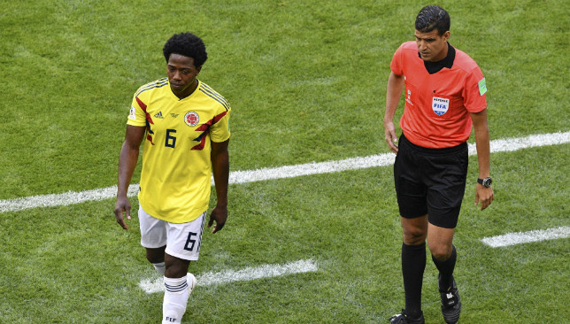 Chiếc thẻ đỏ của Carlos Sanchez đã khiến Colombia phải nhận thất bại 1-2 trước Nhật Bản bị đánh giá thấp hơn.