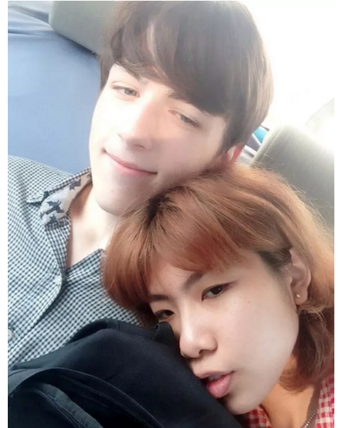 Nhờ sức mạnh của tình yêu đích thực nên cặp đôi chàng Âu - nàng Á trên đã tìm thấy nhau dù phải vượt qua khoảng cách vô cùng lớn về trắc trở địa lý.