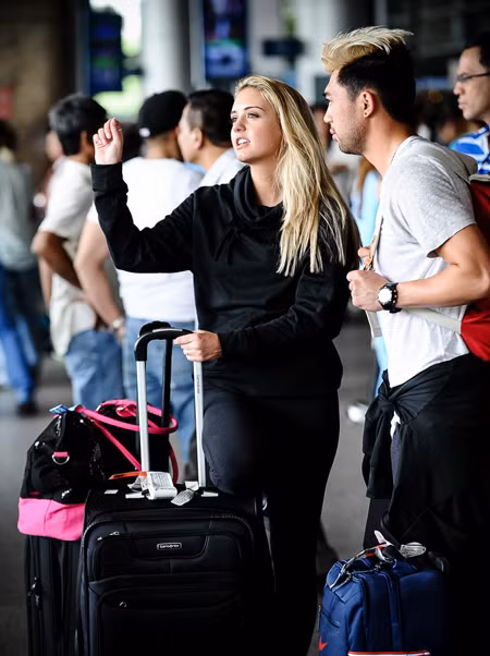 Lee Nguyễn chưa tiết lộ danh tính bạn gái mới của mình nhưng anh cũng hứa là sẽ làm việc này trong buổi giao lưu với truyền thông Việt Nam tại TP HCM vào ngày 19/12.