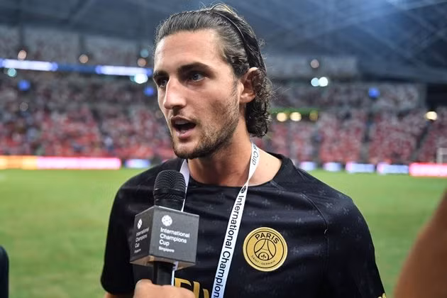 Real Madrid đang rất tích cực bổ sung nhân sự để có sự trở lại mạnh mẽ vào mùa sau. Gần đây, họ đặc biệt chú ý đến ngôi sao thuộc biên chế Paris Saint-Germain là Rabiot.