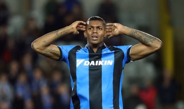 Wesley Moraes chính là bản hợp đồng đắt giá nhất trong lịch sử Aston Villa. Wesley Moraes đã phá vỡ kỷ lục của Darren Bent khi Aston Villa từng tung ra 18 triệu bảng, kèm tiền thưởng tùy thuộc vào thành tích khi chiêu mộ Darren Bent vào năm 2011 từ Sunderland.