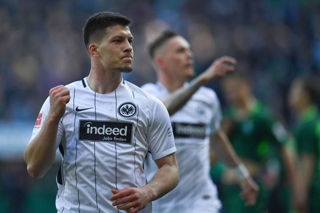 Theo tờ Mundo Deportivo, Barcelona sẽ lên kế hoạch chiến lược cho từng bước đi của mình trên thị trường chuyển nhượng. Matthijs de Ligt, một hậu vệ trái và một tiền đạo là 3 mục tiêu mà Barcelona quyết thực hiện cho bằng được.