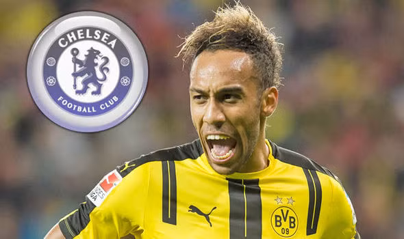 Chelsea chốt xong bom tấn Aubameyang: Theo thông tin chuyển nhượng bóng đá mới nhất từ báo chí Đức và nhiều nhà báo chuyên về chuyển nhượng cho hay, Chelsea đã đồng ý chiêu mộ Pierre-Emerick Aubameyang từ Dortmund với giá 65 triệu euro (60 triệu bảng) + 5 triệu euro điều khoản phụ. Ảnh: Goal
