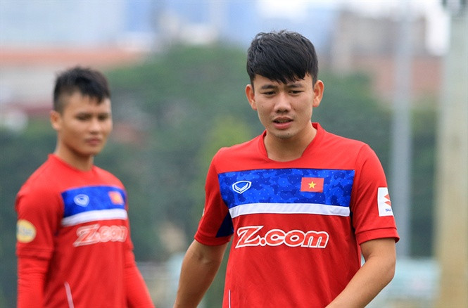 Chỉ sở hữu chiều cao khiêm tốn là 1m67 nhưng Minh Vương nhưng anh chàng có vẻ ngoài cực kì thân thiện, dễ mến. Đặc biệt, chàng cầu thủ này vô cùng dễ gần mỗi khi tiếp xúc với CĐV hoặc cánh báo chí.