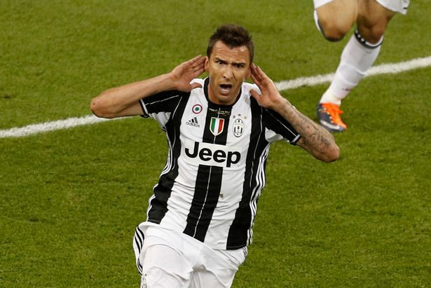 Theo Tuttosport, Mario Mandzukic có thể sẽ rời Juventus vào cuối mùa để sang Trung Quốc thi đấu.