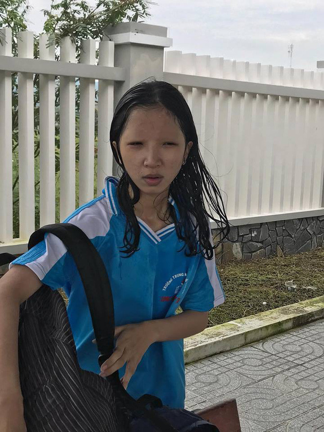 Thậm chí, nhiều dân mạng còn cho rằng những nhân vật trong bức ảnh xuất hiện thật kì cục khi không có lông mày và chẳng khác gì người ngoài hành tinh.