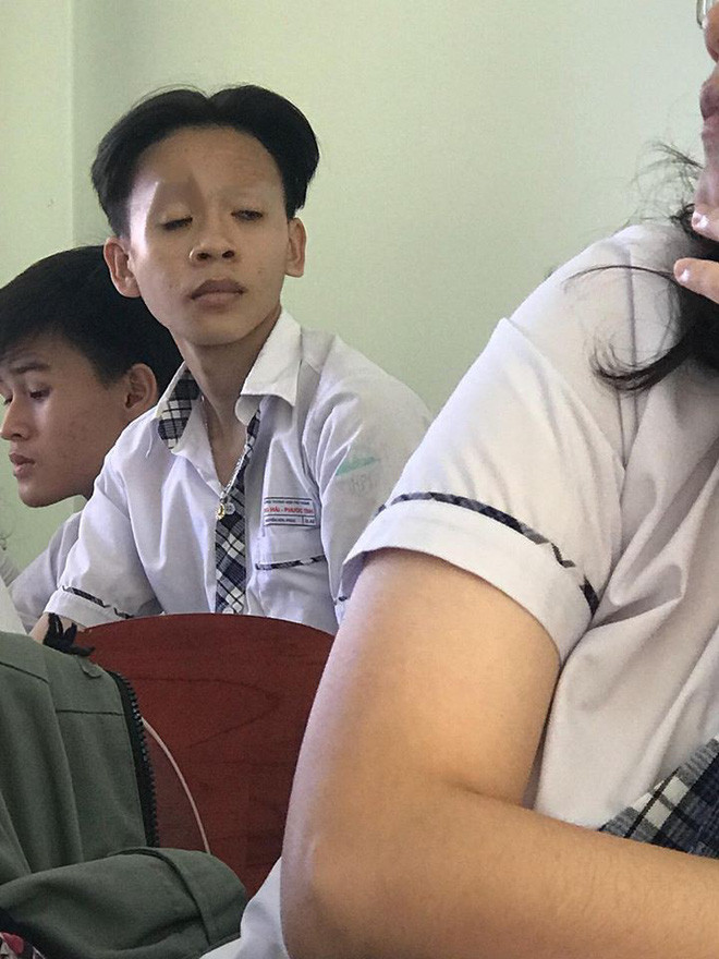 Đa phần mọi người xem xong đều ôm bụng cười, đúng là nhất quỷ nhì ma thứ 3 học trò bởi trò nghịch có phần hơi quá tay này.