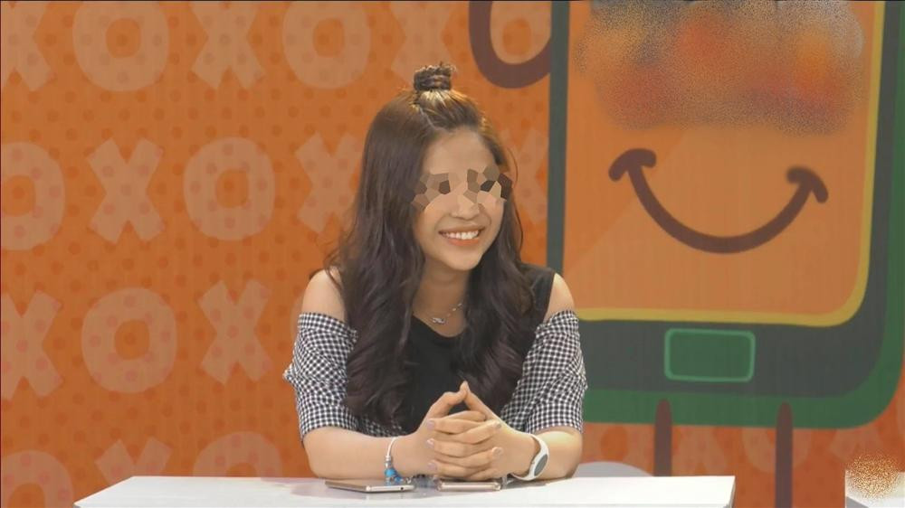 Trước đó, quản lý của C.V cũng lên tiếng phủ nhận và cho rằng đây chỉ là tin đồn thất thiệt và MC này vẫn đang sinh hoạt và làm việc một cách bình thường.