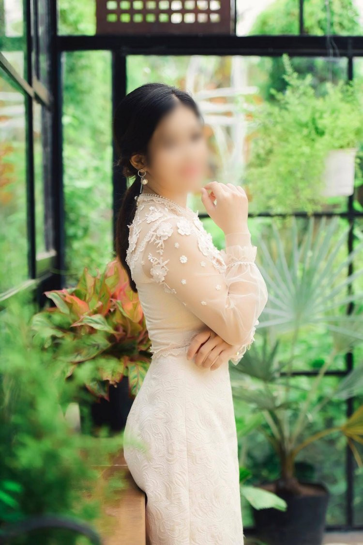 Mới đây trên MXH, thông tin về MC show hẹn hò nổi tiếng dính tin đồn bán dâm được dân mạng truyền đi rất nhanh.