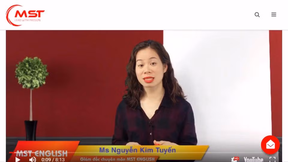 Ngay sau khi clip cãi vã thiếu văn minh của giáo viên K.T và học sinh được đăng tải rất nhiều luồng ý kiến trái chiều được đưa ra. Nhiều người thì cho rằng, cô giáo này cần xem xét lại cung cách sư phạm của mình, đã xứng đáng được người khác gọi là giáo viên chưa hay như hàng tôm, hàng cá ngoài chợ.