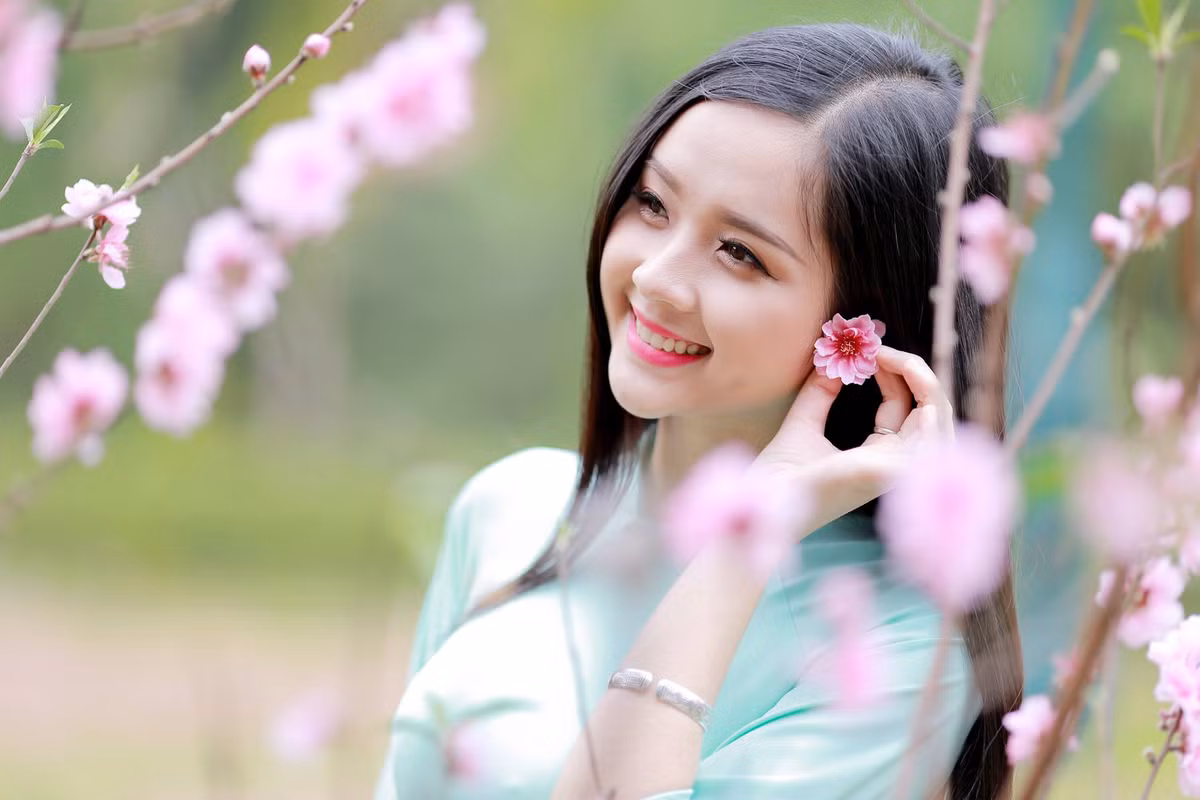 Không chỉ vậy, cũng chính nhờ nhan sắc của mình mà Ánh Trương trở thành một cái tên được nhiều nhiếp ảnh gia có tiếng tại Hà thành chọn mặt gửi vàng cho những bộ ảnh của mình.