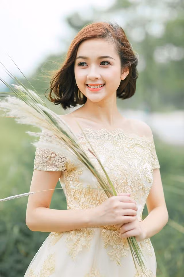 Thời gian qua, cái tên Ánh Trương nổi tiếng không chỉ trong giới đam mê nhiếp ảnh mà còn trong cộng đồng mạng Việt nói chung khi cô hot girl Tuyên Quang này dùng chính nhan sắc của mình để chinh phục mọi người. Ảnh sử dụng trong bài: Facebook nhân vật.