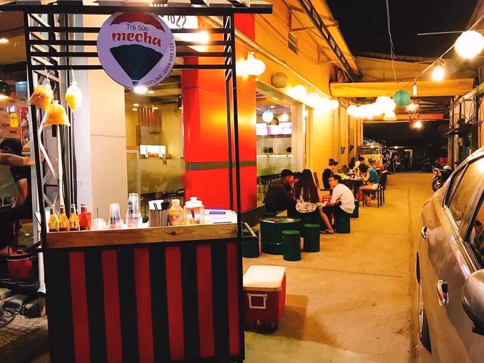 Với cách Việt hóa tên các thương hiệu trà sữa tại Việt Nam đã mang đến không ít tiếng cười cho CĐM.