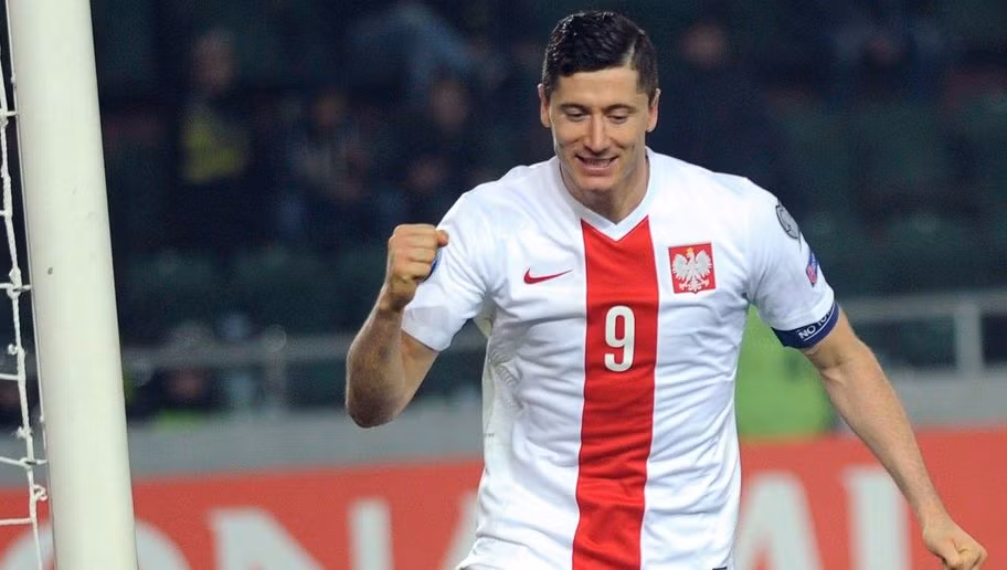 Với 29 bàn, tất nhiên Robert Lewandowski là niềm hy vọng số 1 của đội tuyển Ba Lan ở vòng chung kết Euro lần này.