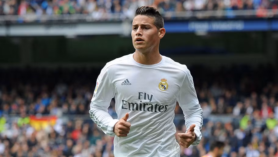 Bất chấp không được cả Rafael Benitez lẫn Zinedine Zidane trọng dụng, James Rodriguez vẫn là tiền vệ đắt giá nhất của Real Madrid hiện nay và là tiền vệ tấn công giá trị nhất thế giới khi được định giá lên tới 70 triệu euro.
