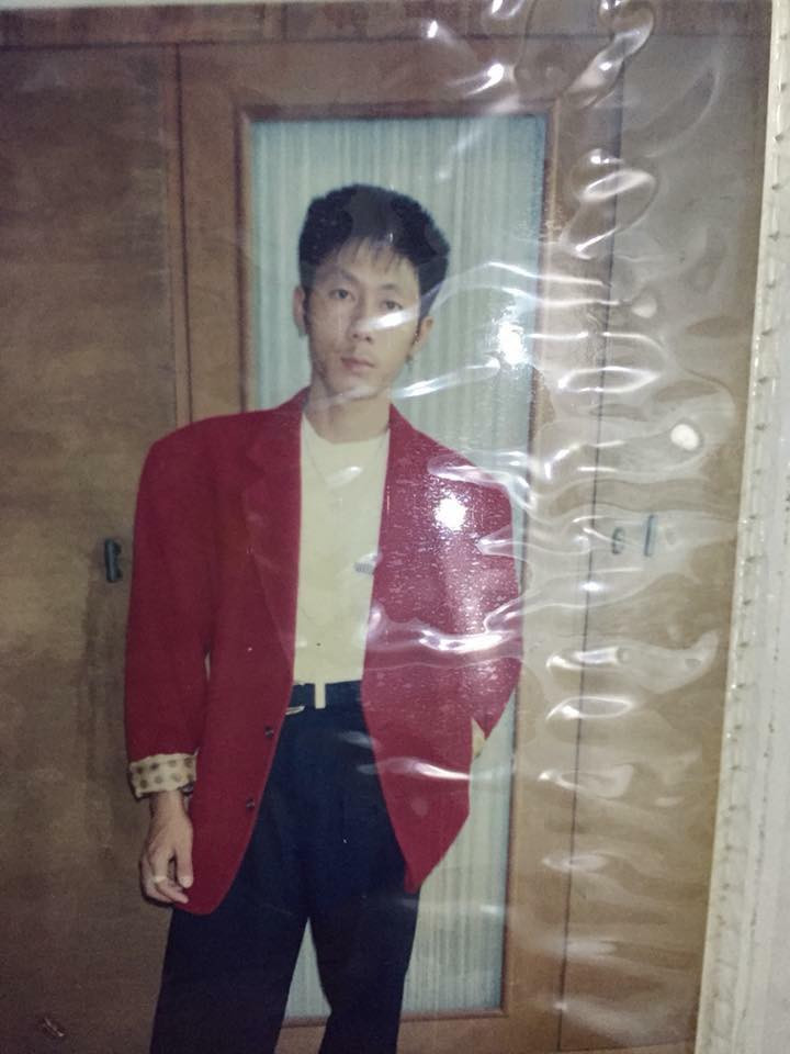 Phong cách sao điện ảnh giống các tài tử Hong Kong cũng được bố của Vân Chi cập nhật.