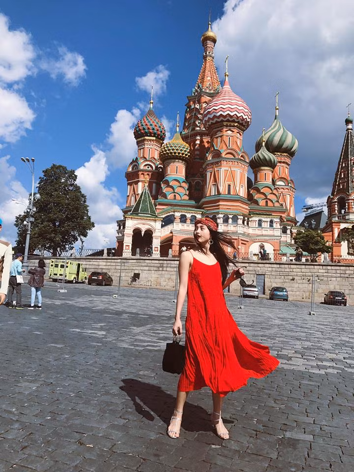 Công việc kinh doanh dù có bận rộn nhưng Diệp Anh vẫn luôn dành cho mình những khoảng thời gian ít ỏi để xả stress bằng cách đi du lịch khắp các nước trên thế giới.